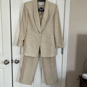 EUC Jones New York Tan/Cream Pin Striped Pant Suit